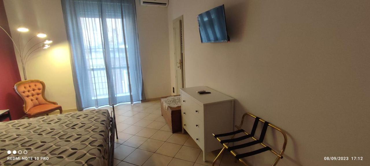 Kasa Erika Apartment Катания Екстериор снимка